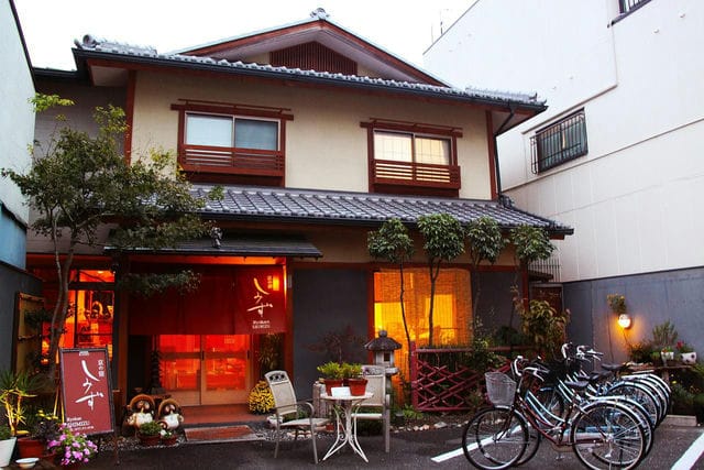 埼玉県の住宅における外壁塗装の重要性と選び方